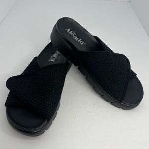 Alegria PG Lite Black Slides Sandals Velcro Closure Size 37 Euro/ US Size 7-7.5